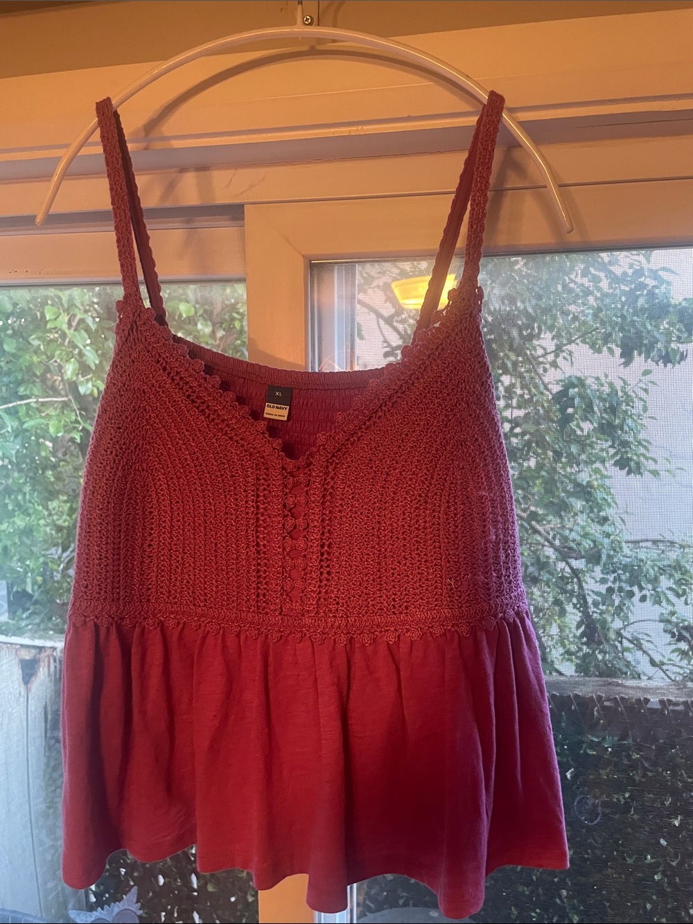 Old Navy Raspberry Crochet Peplum Tank
